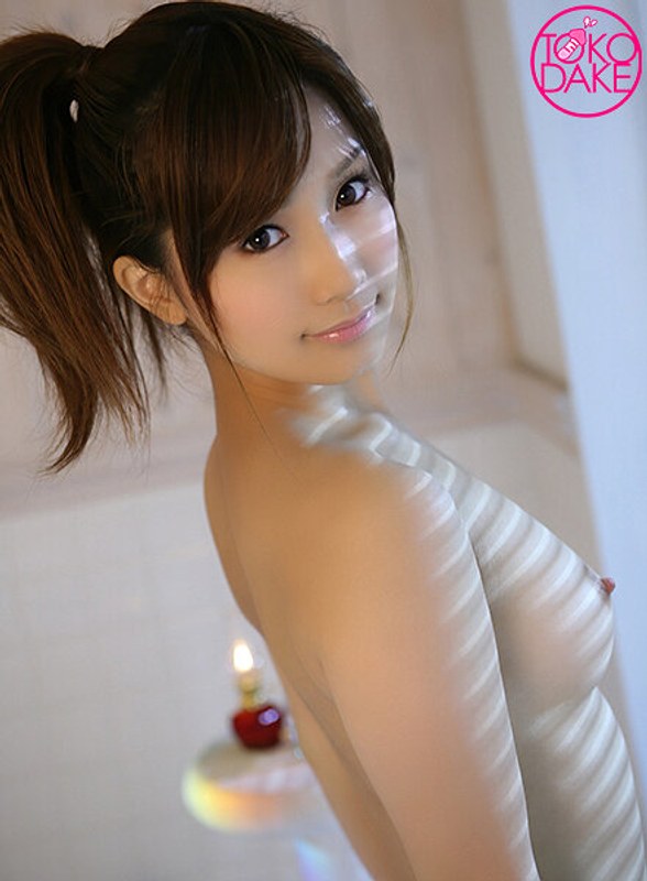 td040dv01279 [TD-040] 【超值】小岛南的AV女优之路从这里开始。从紧张的采访到害羞的初次脱衣。首次使用玩具时被刺激小穴，拉丝的淫液。还有第一次的手指插入导致大量连续潮吹。对着镜头喷出的潮水一边道歉一边擦拭的南酱好可爱！小岛南 @视频